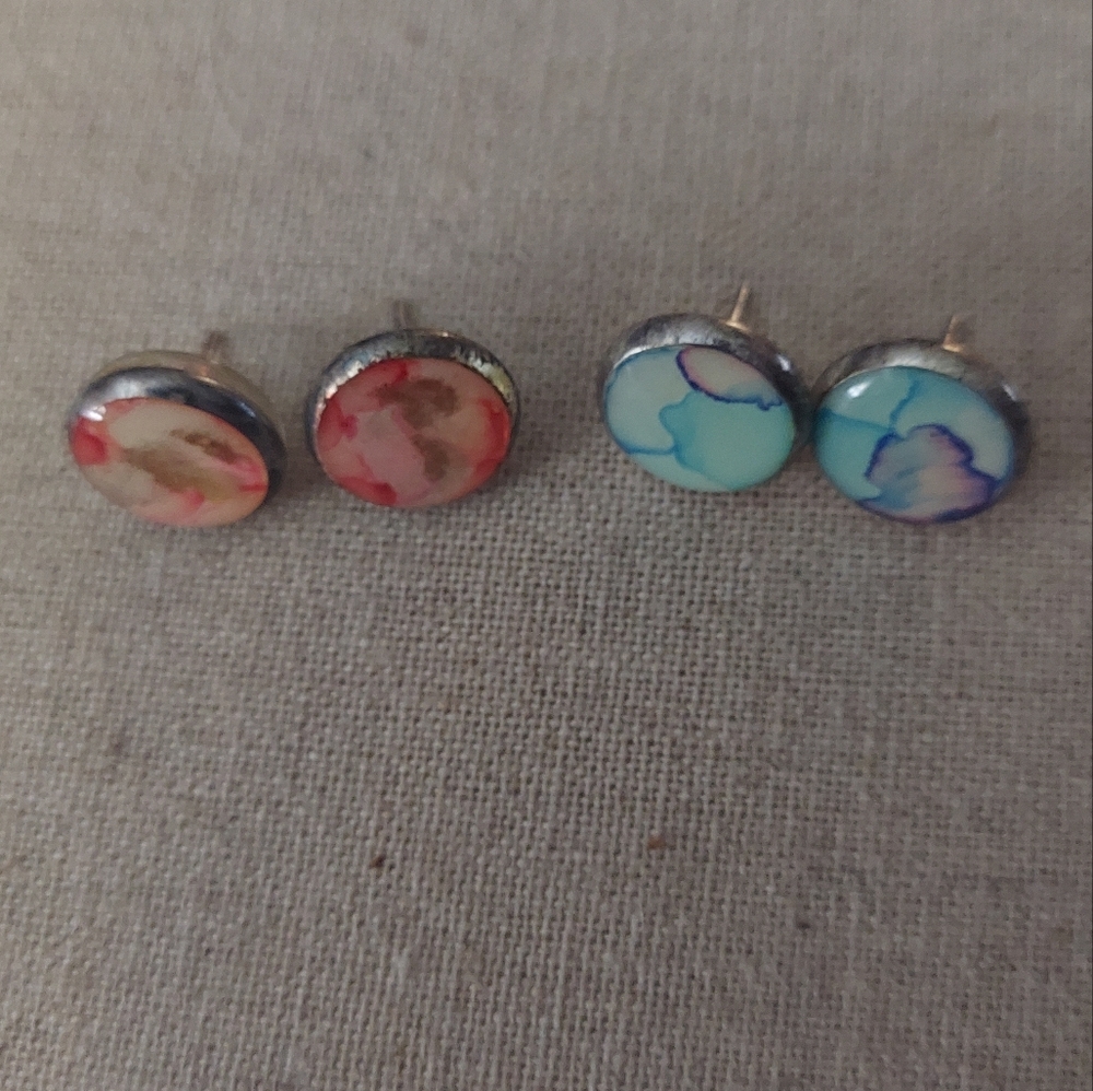Two pairs of Earrings